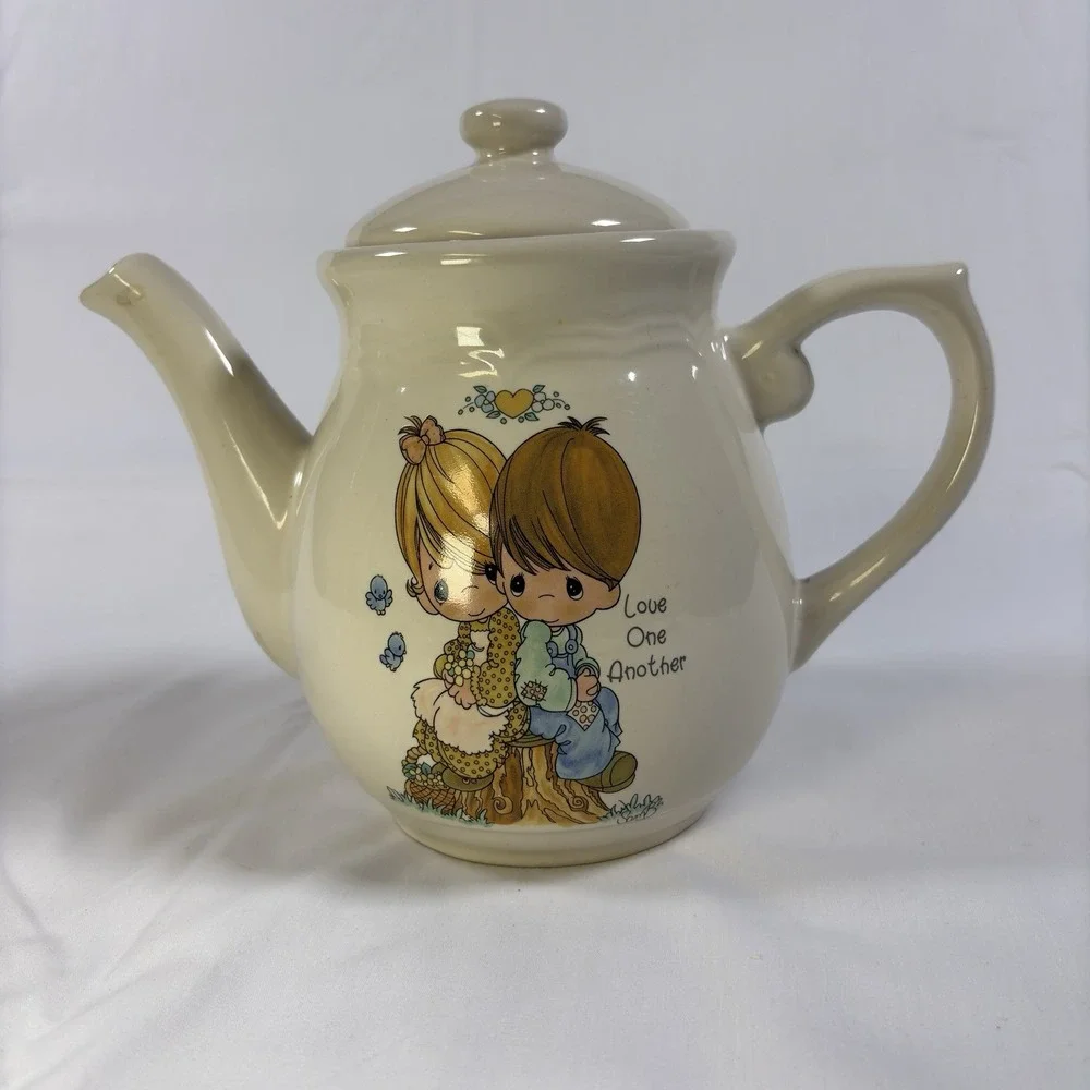 Vintage 1994 Precious Moments Love One Another Teapot Enesco Stoneware w/ Box